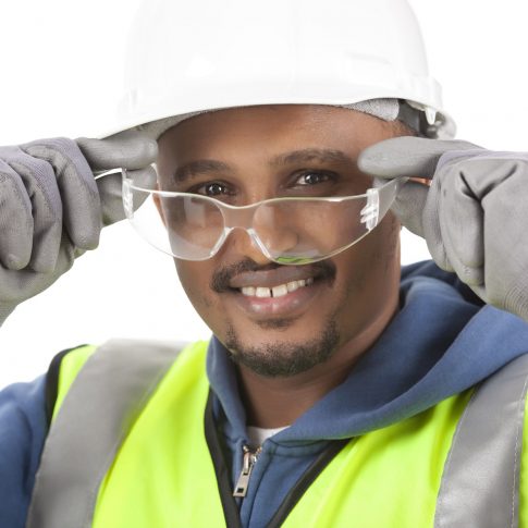 travailleur portant équipement de protection individuelle