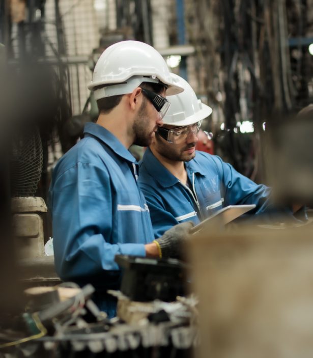 travailleurs sur chantier
